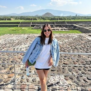 Meet your Posher, Diane